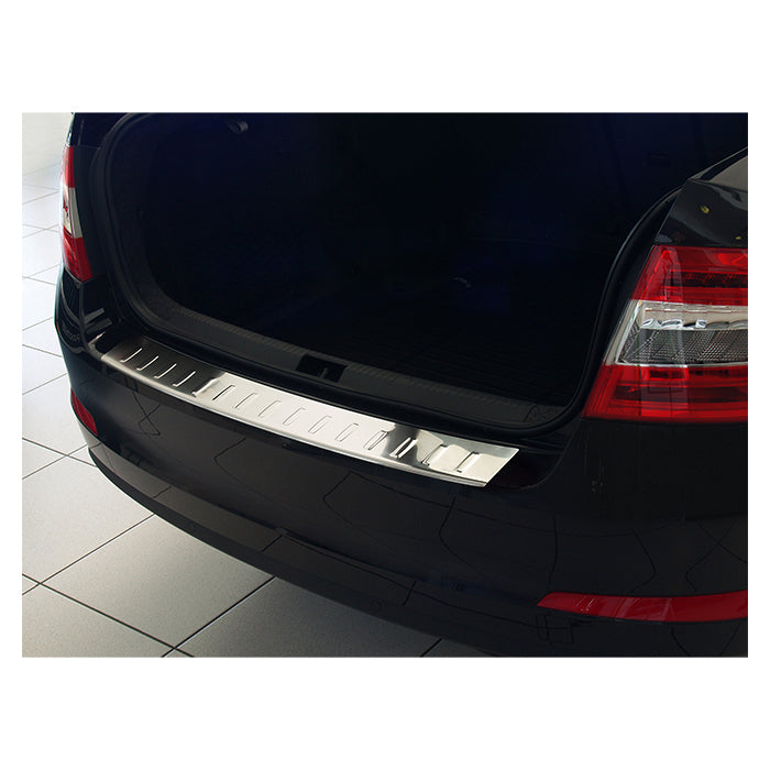 Avisa, Lastenreunasuojus Teräs — Sopii Skoda Octavia Sedan 2013-2019