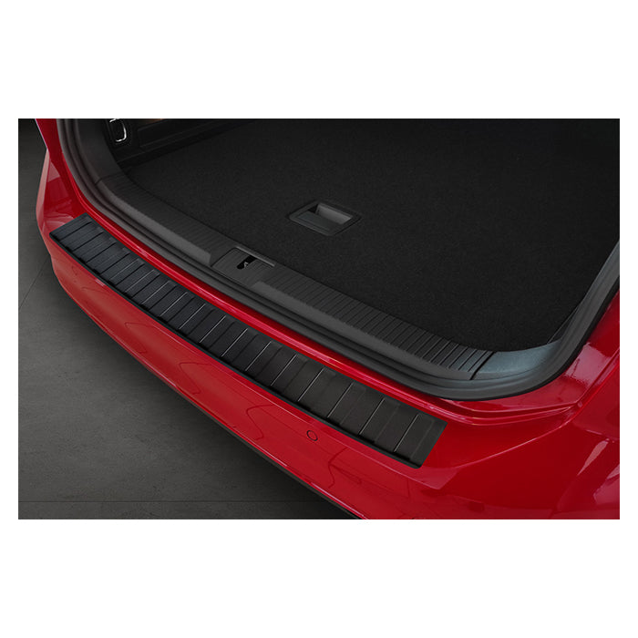 Avisa, Læssekantbeskytter Matt Svart — Passar till VW Passat B8 Variant. 2014-2023