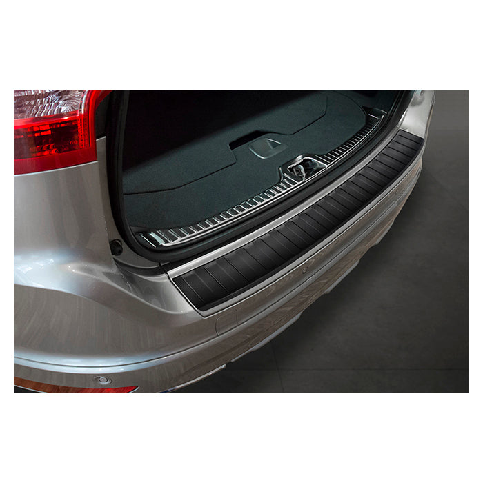 Avisa, Kuormansuoja Mattamusta — Sopii Volvo XC-60 2013-2017