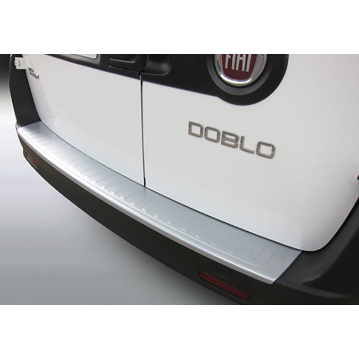 Skydd, Lastkantsskydd — Passar till Fiat Doblo - Rillad 2014-